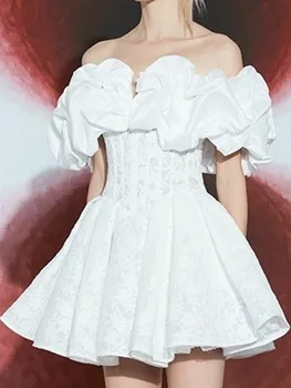 Секси вечерна рокля с открити рамене Женски годишният темперамент Престижно парти по случай рождения ден на известни личности Бяла къса рокля Vestidos