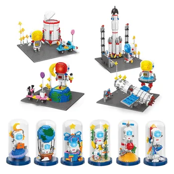 Горещ Космически Астронавт, Летящ Космонавт на Земята, led лампа, на Капака на дисплея, на дървена Основа, мини-Диамантени Блокове, Тухли, Строителна Играчка, Подарък В кутия